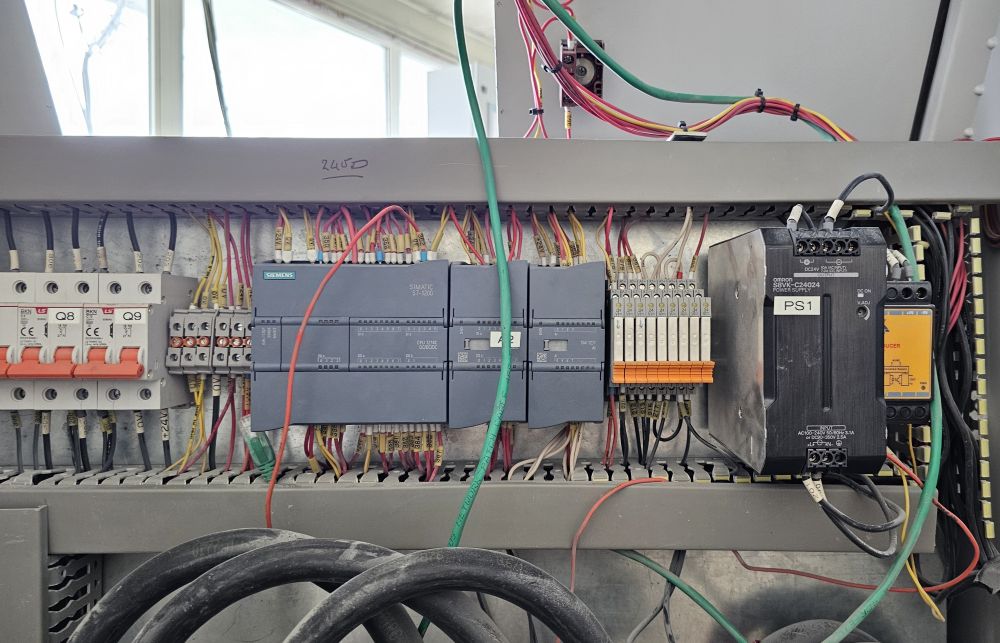 طراحی پی ال سی مخصوص اتوماسیون